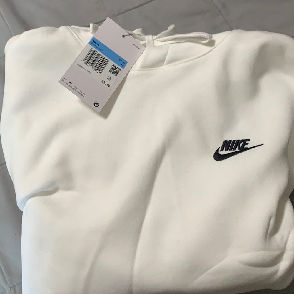Nike men’s pullover hoodie